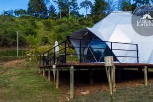 La Quinta Dimensi&oacute;n Glamping