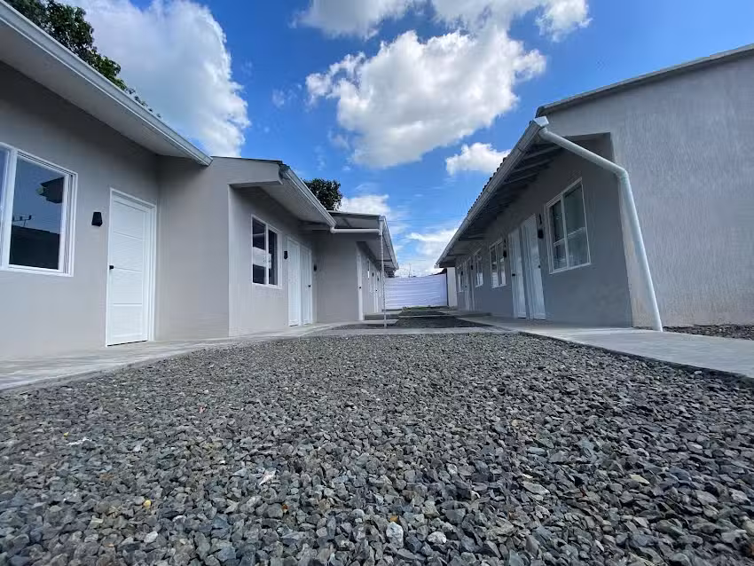 LA VARIANTE HOTEL &ndash; ZARZAL VALLE