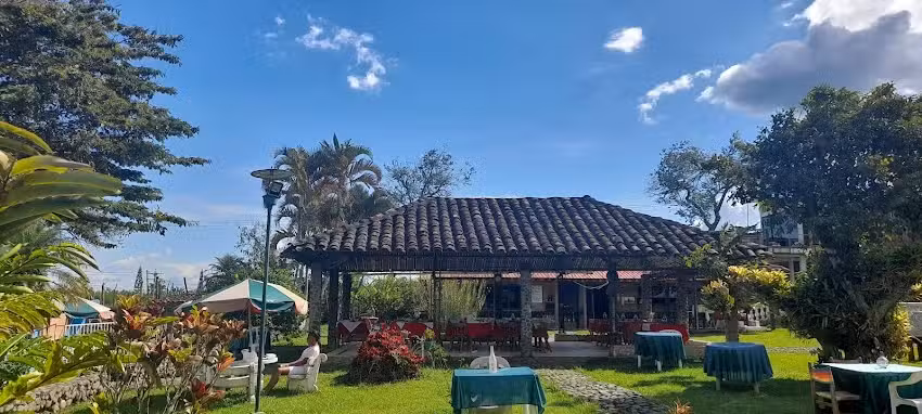 Las Caba&ntilde;as De Maqroll. Hotel