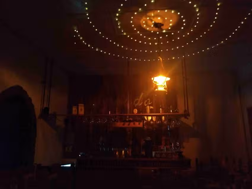 LEGADO Alojamiento, Tienda de Caf&eacute; y Restaurante