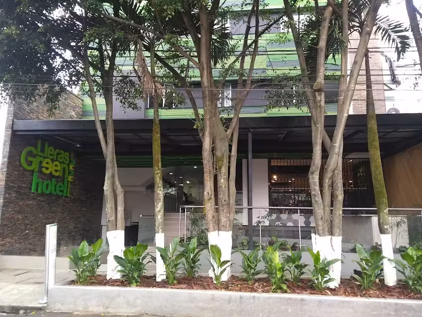 Lleras Green Hotel