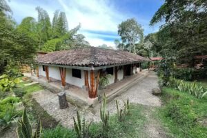 Majestic Coffee Hotel And Restaurant