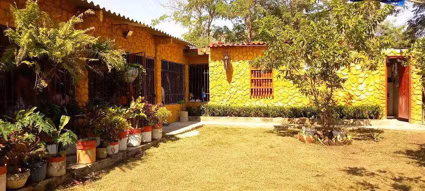 Mi casa en las Raices