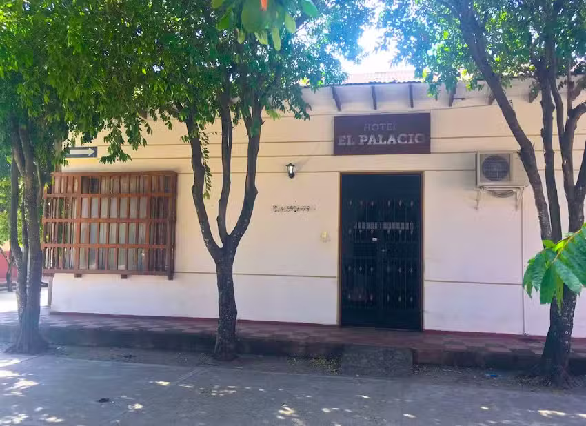 Mi Hotel El Gran Palacio- Nury