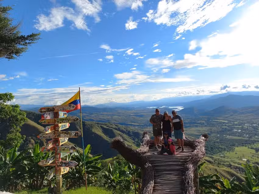 Mirador de la mano gigante real
