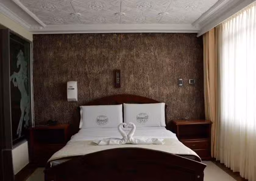 MONACO SUITE