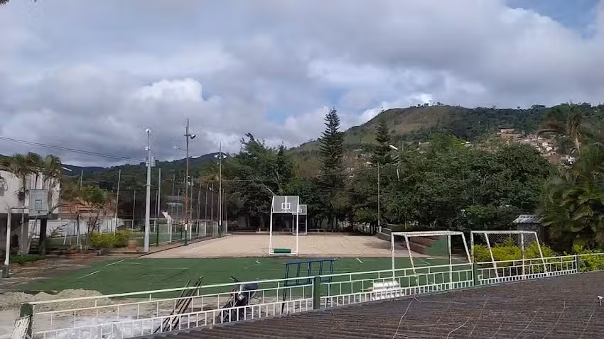 Monumento a la virgen del Carmen