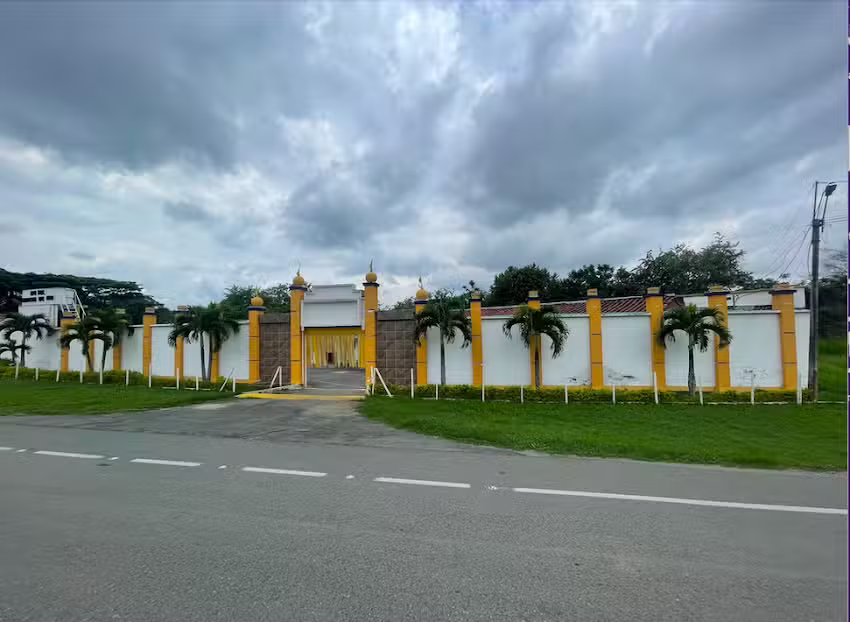 Motel &ndash; Broche de oro &ndash; Guacar&iacute;