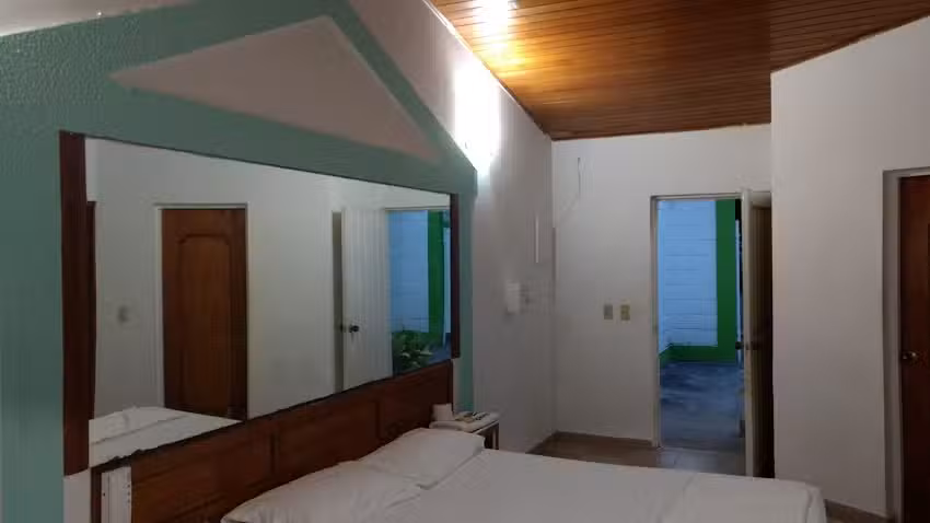 Motel Los Bohios.