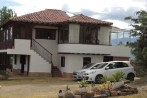 Or&iacute;genes hospeder&iacute;a