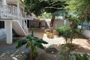 patio bonito &ndash; cerca al aeropuerto (ara y D1)