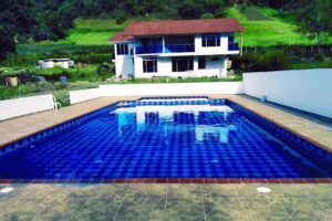 PISCINA LA VEGA SOCOT&Aacute;