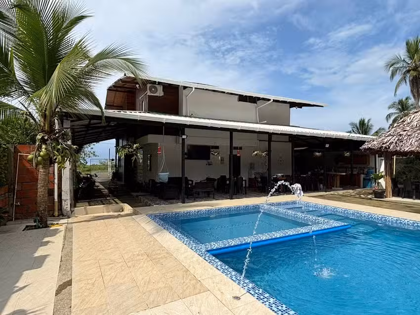 PLAYA LODGE