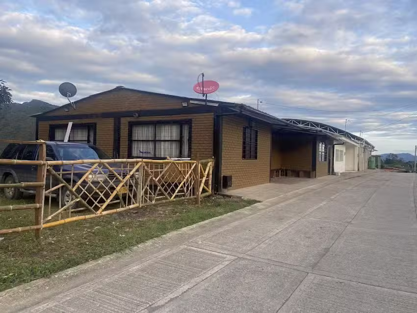 POSADA CAMPESINA LOS OLIVARES