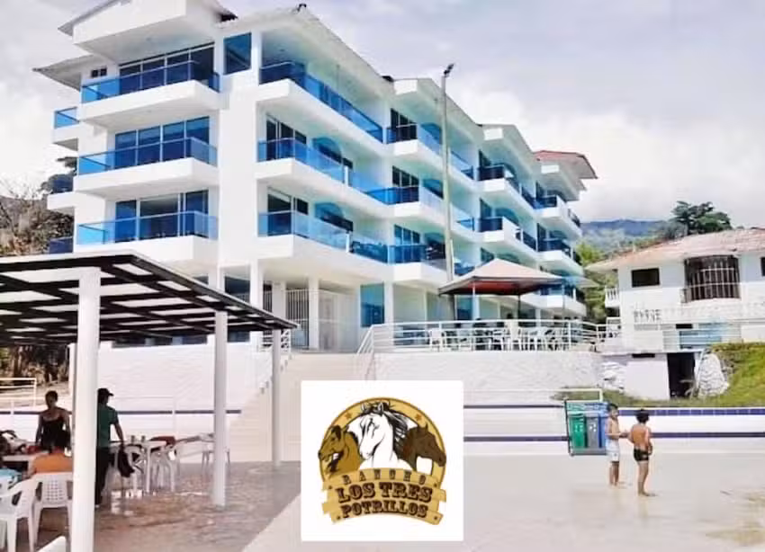 Rancho Los Tres Potrillos