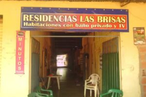 RESIDENCIA LAS BRISAS