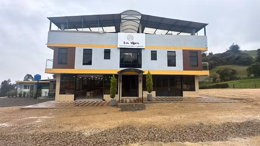 Restaurante los &aacute;lpes by rausch