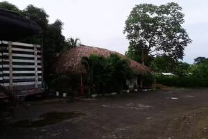 Restaurante y Hospedaje La Salida