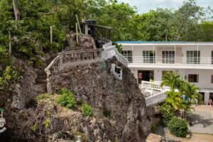 ROCK HOUSE ECO-Hotel