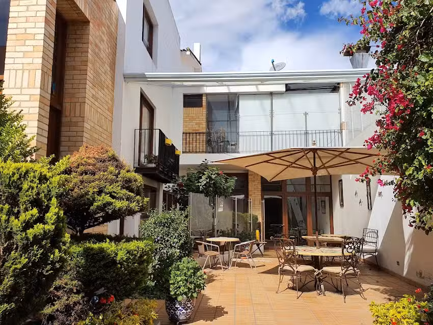 Santiam&eacute;n de la villa