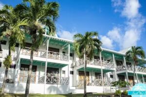 South West Bay Caba&ntilde;as