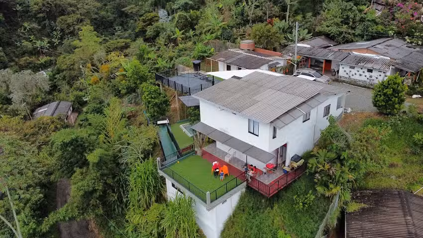 Tahit&iacute; casa campestre