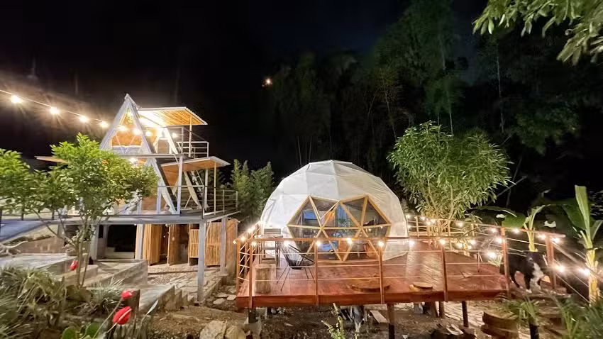 Tesoro Escondido Glamping Lodge