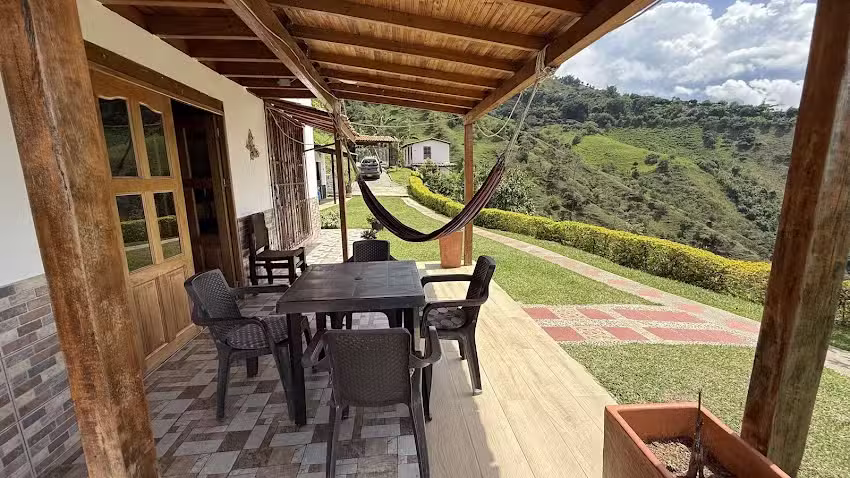 Trilog&iacute;a Divina