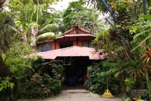 Urantia Hotel Jard&iacute;n