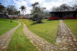 Villa Claudia, Calarc&aacute;