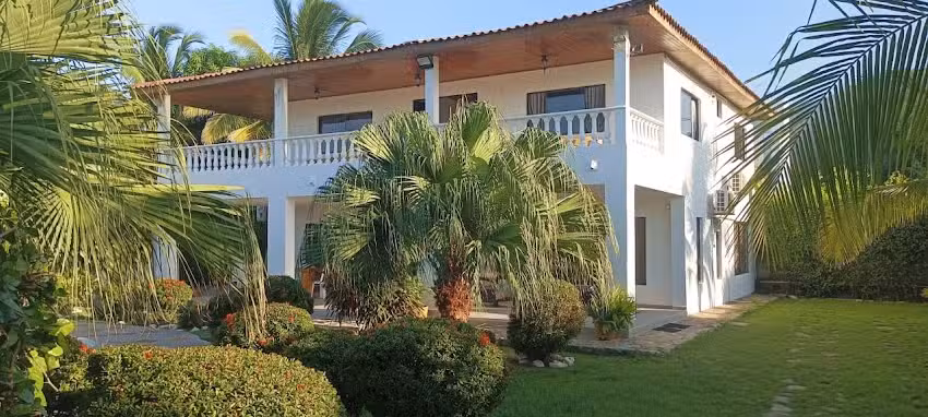 Villa Las Marias