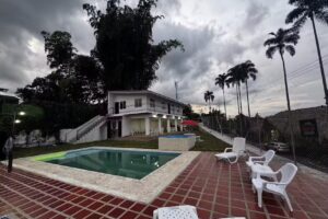 Villa Pacola (Hospedaje y Sal&oacute;n Social)