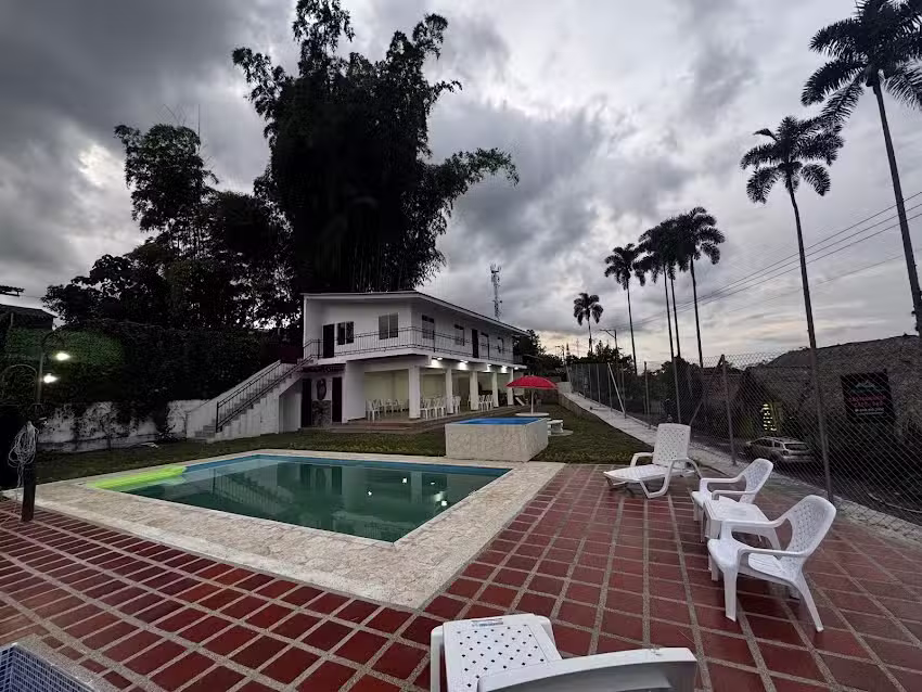 Villa Pacola (Hospedaje y Sal&oacute;n Social)