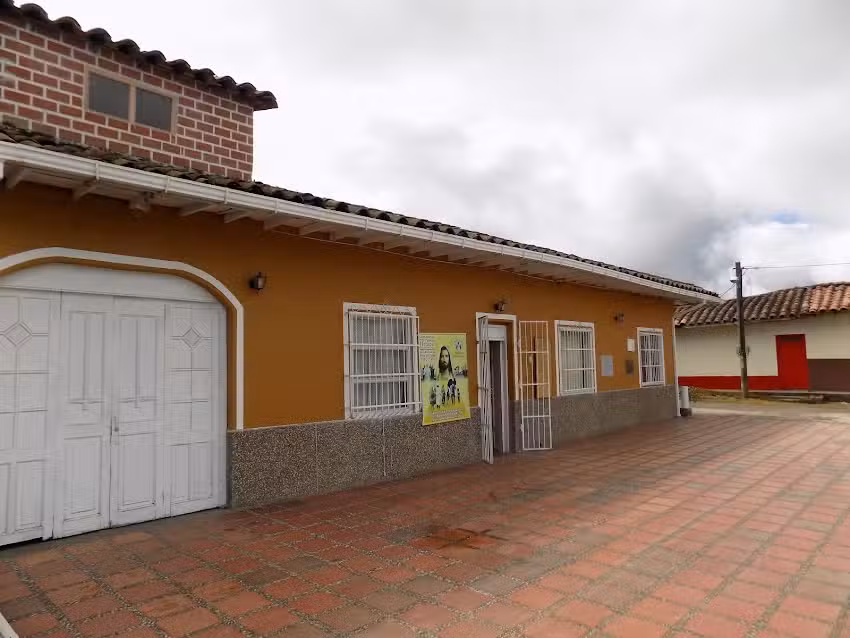 villa p&aacute;uda