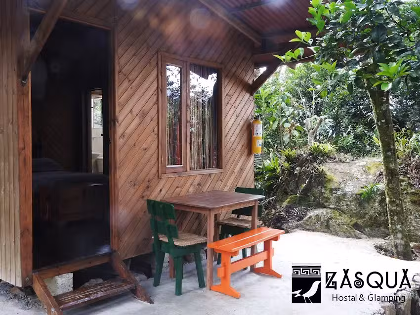 Zasqua Hostal y Glamping